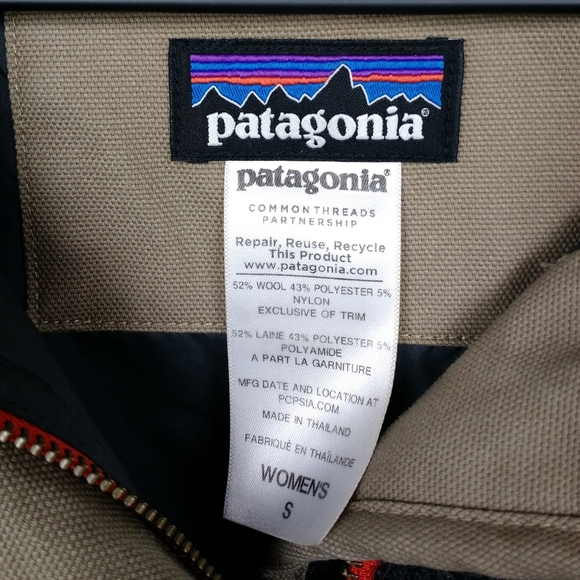 Patagonia Women’s  Reclaimed Wool Jacket Parka Tan Grey SZ Small Rare - Picture 5 of 6